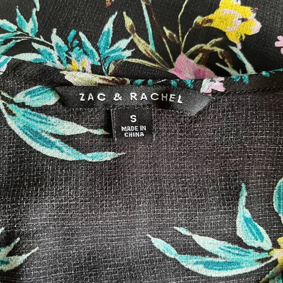 Zac & Rachel Black Floral Blouse - Picture 6 of 6